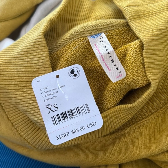 FREE PEOPLE MOVEMENT PATCHED UP CUT OUT PULLOVER / HONEY WHEAT COMBO XS 43 - Picture 5 of 7